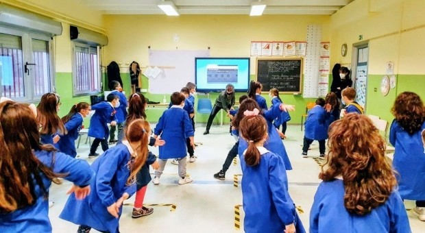 CHE BUFFA L'OPERA, NELLA SCUOLA PRIMARIA DI RIONERO SI IMPARA CON LA LIRICA