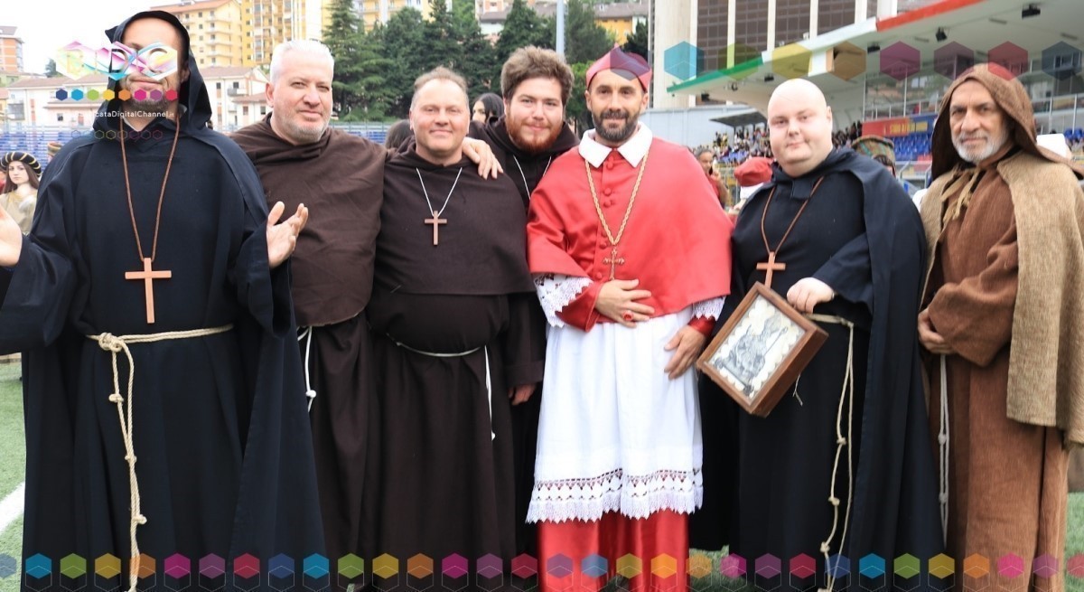 STORICA PARATA DEI TURCHI: I RELIGIOSI