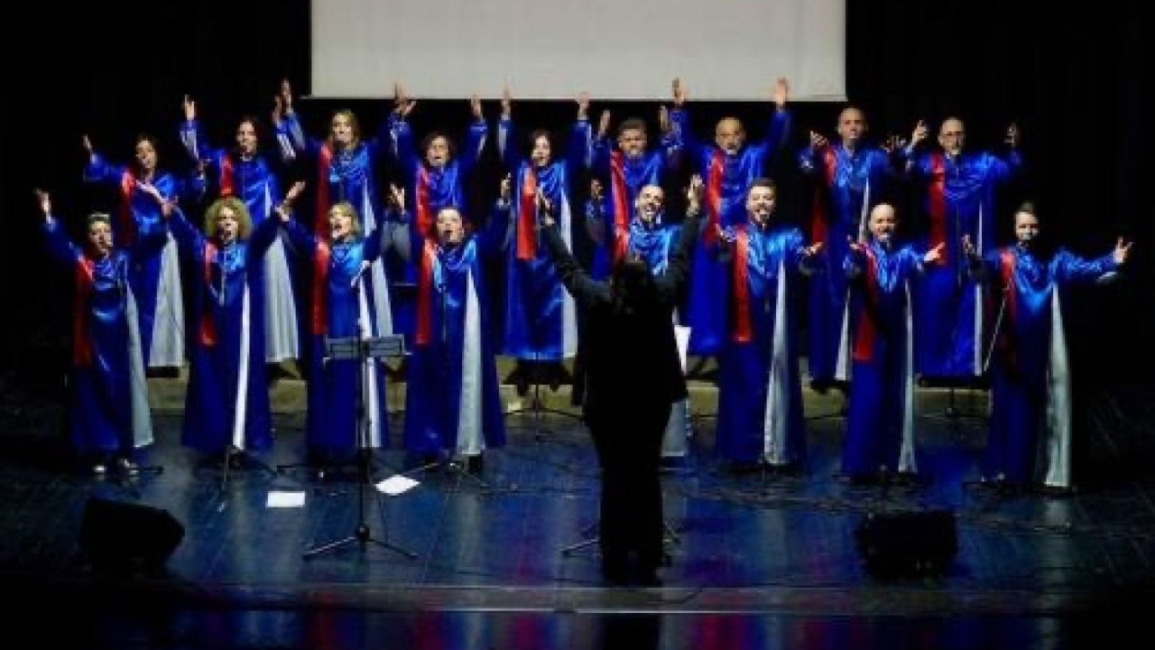 A LAGOPESOLE BABYLONICA, IL LUNGO GIORNO DEI POPOLI