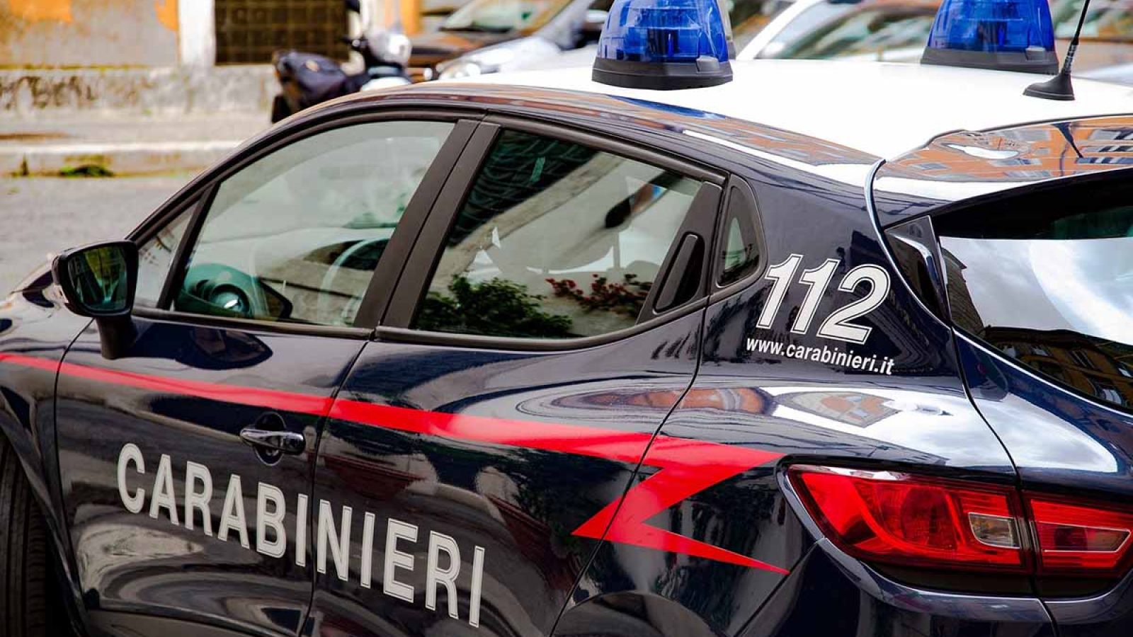 GENZANO DI  LUCANIA: CATTURATO DAI CARABINIERI UN DICIOTTENE RICERCATO PER RAPINA AGGRAVATA, SEQUESTRO DI PERSONA E PORTO ABUSIVO DI ARMI