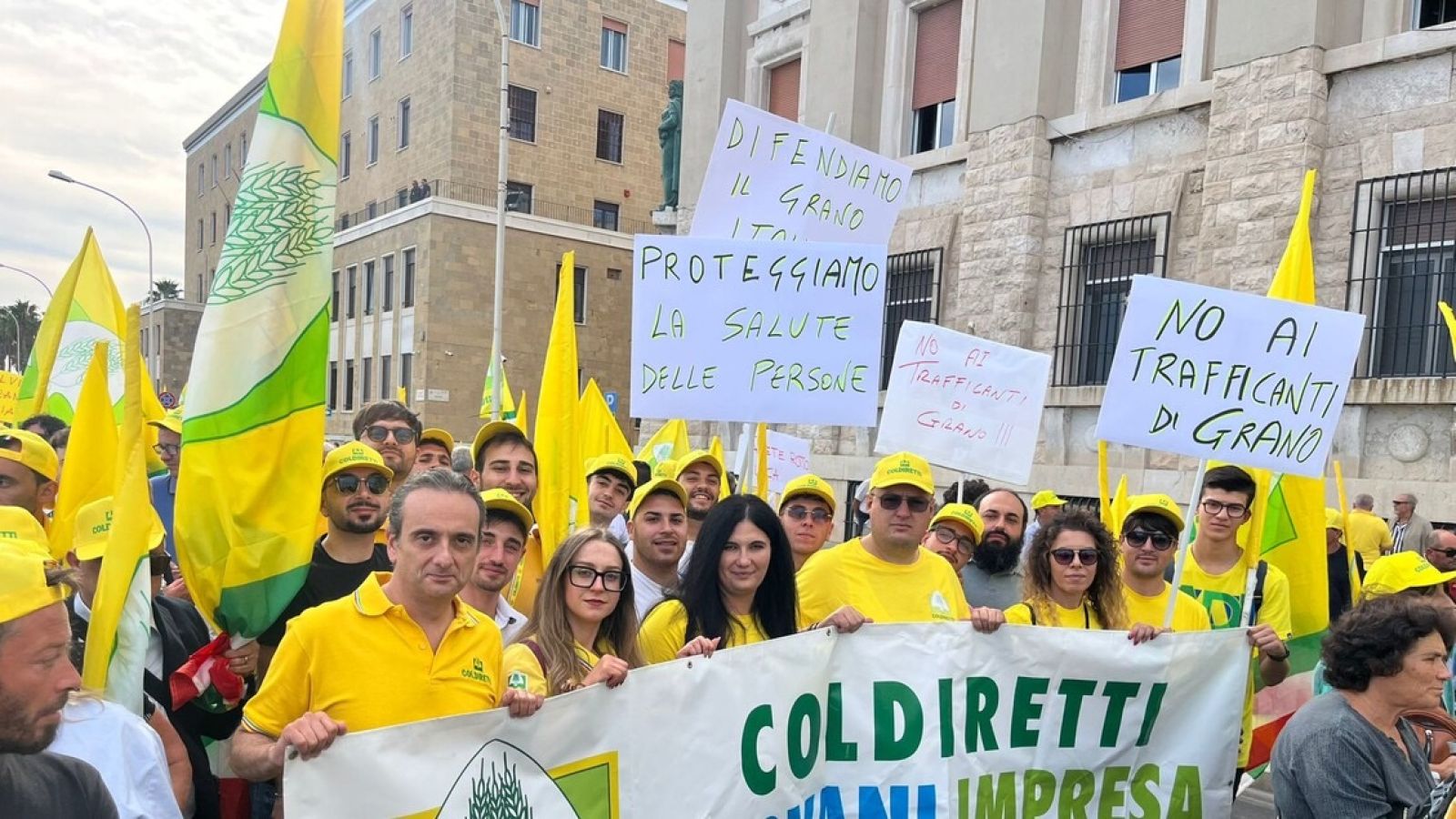 COLDIRETTI BASILICATA DENUNCIA: GRANO CANADESE INVASO DA FUNGHI E INSETTI