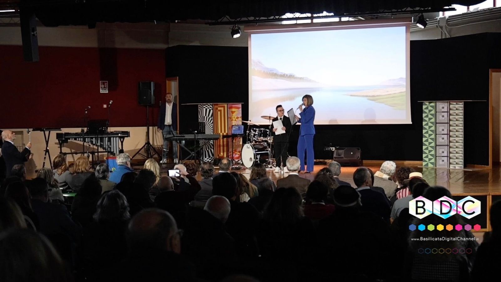 L’ARTE CHE ABBATTE LE BARRIERE