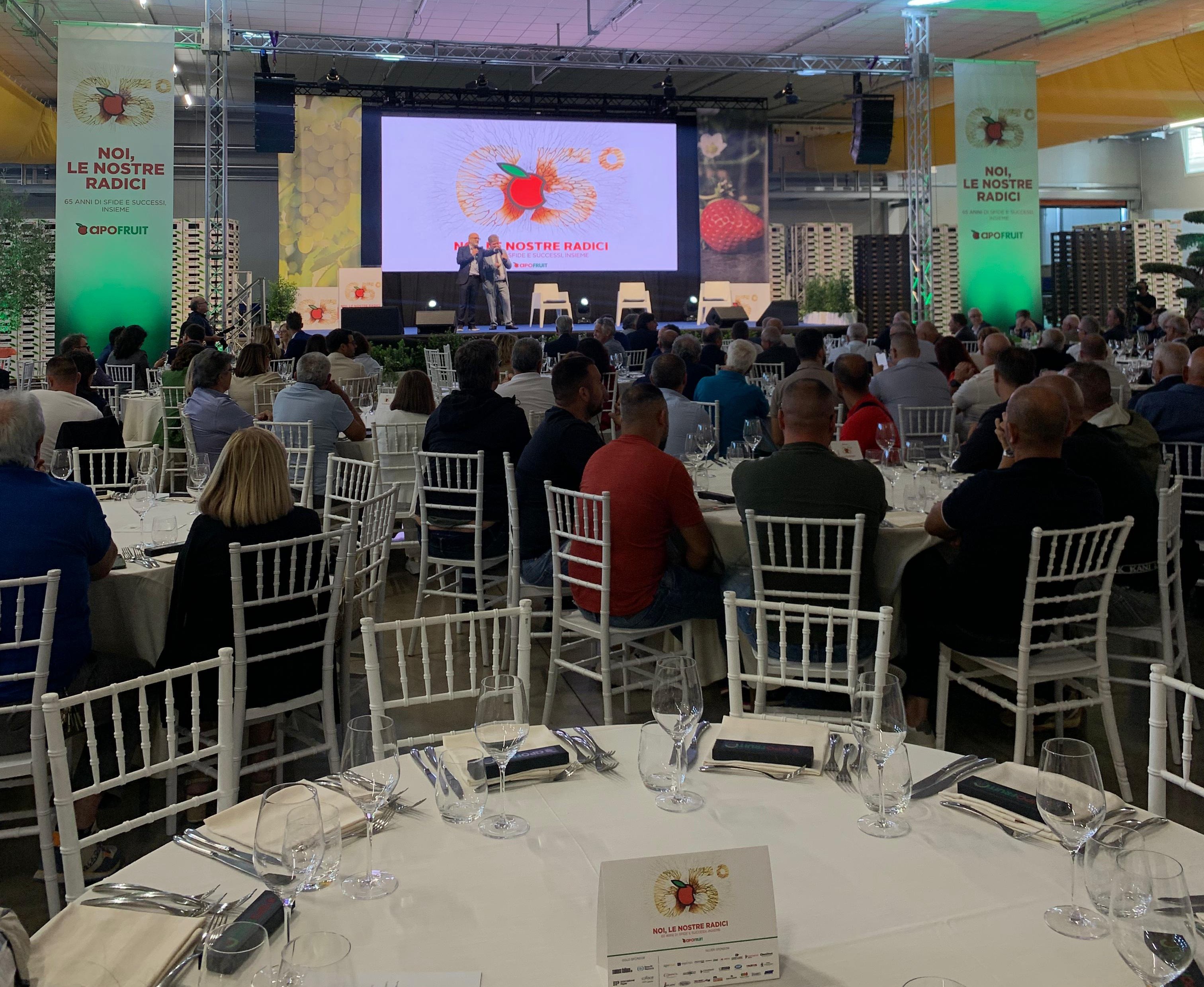 APOFRUIT CRESCE: OLTRE 2.000 OCCUPATI E PRODUZIONE IN AUMENTO IN TUTTI GLI STABILIMENTI 