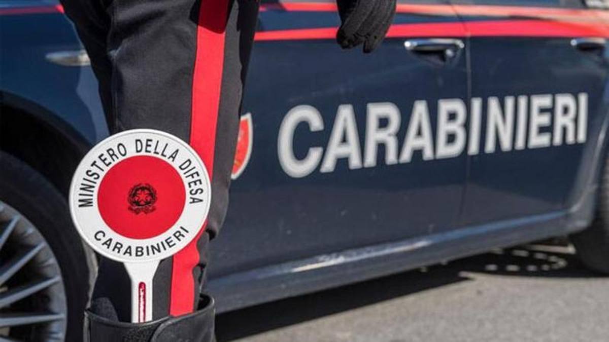 POTENZA: INSULTA E MINACCIA LA MOGLIE IN PRESENZA DEL FIGLIO PICCOLO: 30ENNE ARRESTATO DAI CARABINIERi